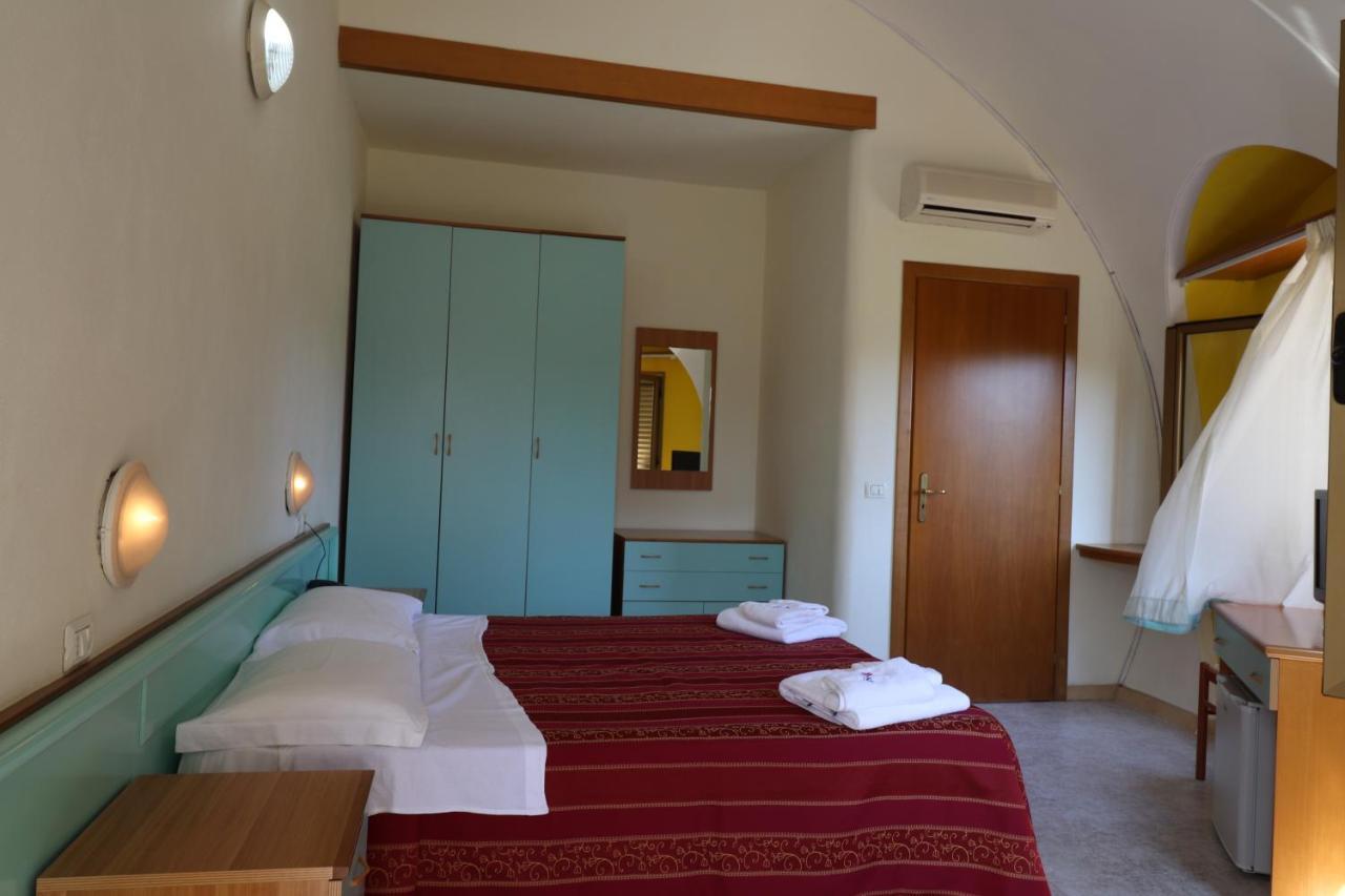 Nirvana Club Village Botricello Zewnętrze zdjęcie